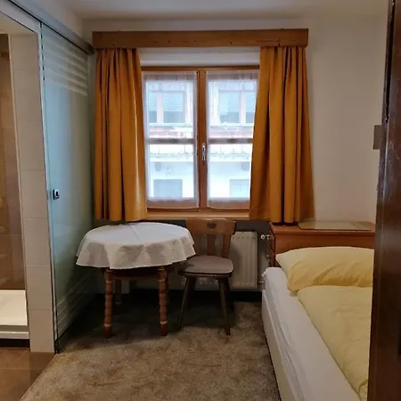 Sonnenberg Konukevi Sankt Anton am Arlberg