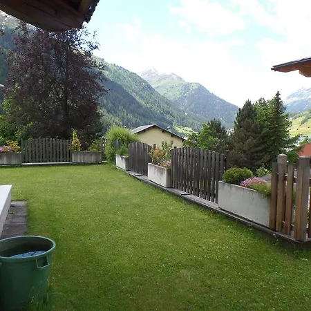 Konukevi Sonnenberg Sankt Anton am Arlberg