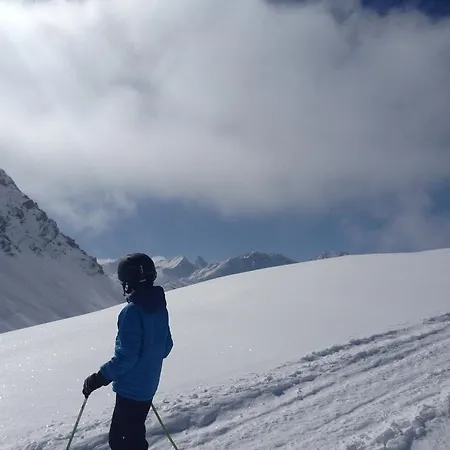 Sonnenberg Konukevi 3*